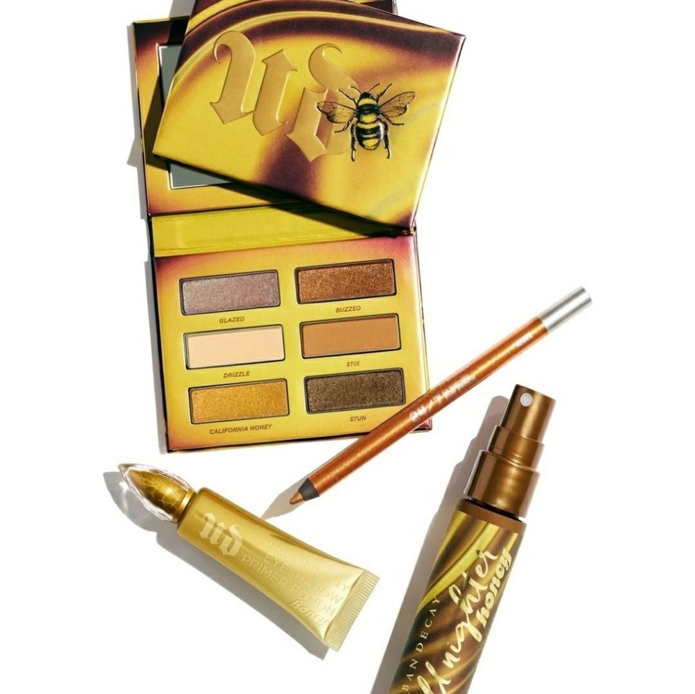 Urban Decay Honey Pot Eyeshadow Palette & Makeup Set